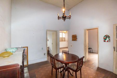 Sala de casa à venda com 3 quartos, 104m² em São Domingos, Niterói