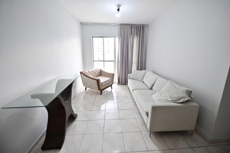 Sala de apartamento para alugar com 3 quartos, 89m² em Nova Suiça, Goiânia