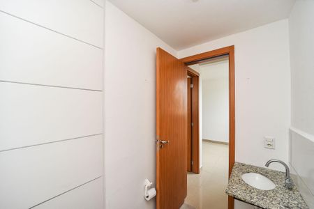 Apartamento para alugar com 40m², 2 quartos e 1 vaga Apartamento para alugar com 40m², 2 quartos e 1 vagaBanheiro
