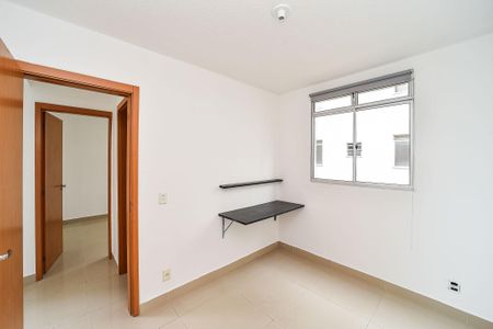 Quarto 1 de apartamento para alugar com 2 quartos, 40m² em Jardim Dona Leopoldina, Porto Alegre