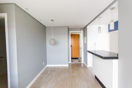 Sala de apartamento para alugar com 2 quartos, 51m² em Utinga, Santo André