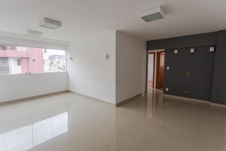 Sala de apartamento à venda com 3 quartos, 85m² em Santo Antônio, Belo Horizonte