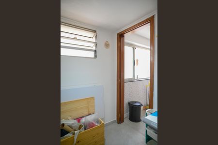 Apartamento à venda com 83m², 2 quartos e 1 vaga Apartamento à venda com 83m², 2 quartos e 1 vagaQuarto de Serviço