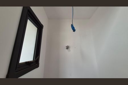 Apartamento para alugar com 106m², 2 quartos e 1 vaga Apartamento para alugar com 106m², 2 quartos e 1 vagaBanheiro de Serviço