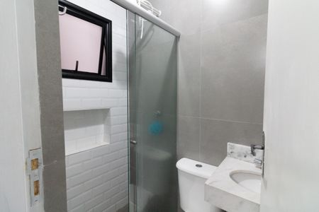 Banheiro de kitnet/studio para alugar com 1 quarto, 20m² em Vila Butantã, São Paulo
