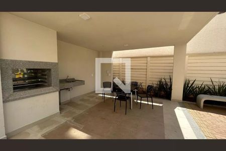 Apartamento para alugar com 34m², 2 quartos e sem vagaÁrea comum - Churrasqueira