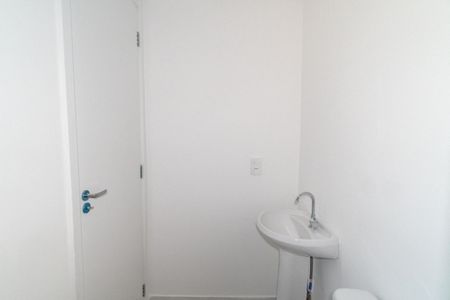 Apartamento para alugar com 34m², 2 quartos e sem vagaBanheiro