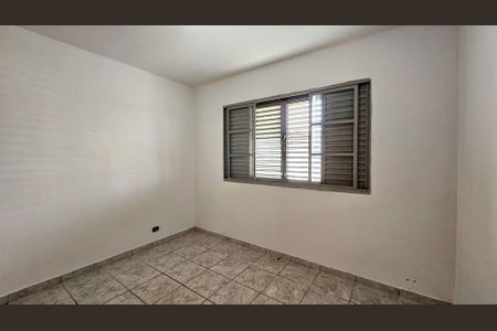Casa à venda com 120m², 4 quartos e 2 vagasQuarto 2