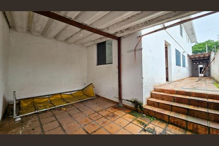 Casa à venda com 120m², 4 quartos e 2 vagasQuintal 