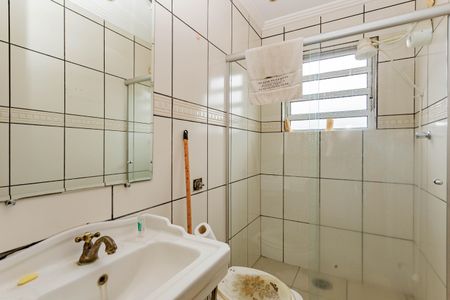 Casa à venda com 83m², 2 quartos e 2 vagas Casa à venda com 83m², 2 quartos e 2 vagasBanheiro Social