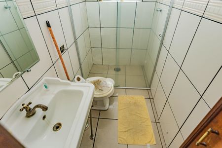 Casa à venda com 83m², 2 quartos e 2 vagas Casa à venda com 83m², 2 quartos e 2 vagasBanheiro Social