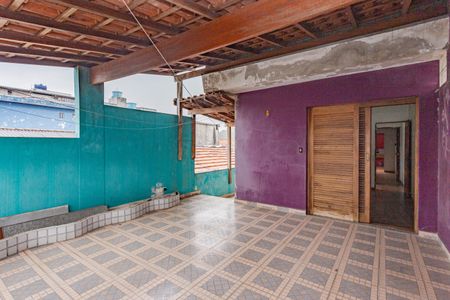 Casa à venda com 83m², 2 quartos e 2 vagas Casa à venda com 83m², 2 quartos e 2 vagasVaranda