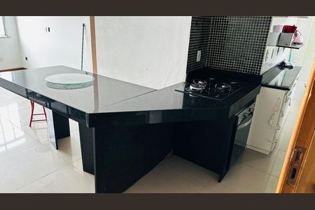 Apartamento à venda com 2 quartos, 48m² em Olaria, Rio de Janeiro