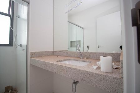 Apartamento para alugar com 62m², 2 quartos e 2 vagas Apartamento para alugar com 62m², 2 quartos e 2 vagasBanheiro da Suíte