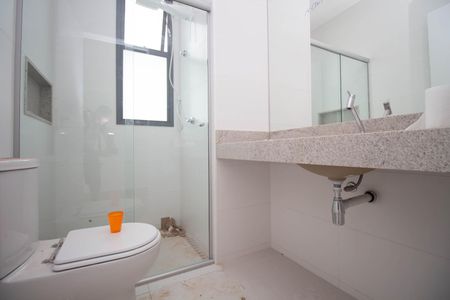 Apartamento para alugar com 62m², 2 quartos e 2 vagas Apartamento para alugar com 62m², 2 quartos e 2 vagasBanheiro da Suíte