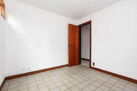Casa à venda com 4 quartos, 340m² em Piratininga, Niterói