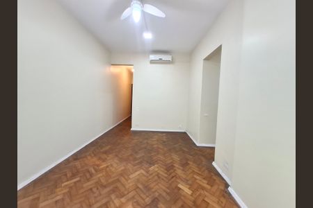 Sala de apartamento à venda com 2 quartos, 65m² em Flamengo, Rio de Janeiro