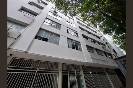 Apartamento à venda com 65m², 2 quartos e sem vagaFachada 