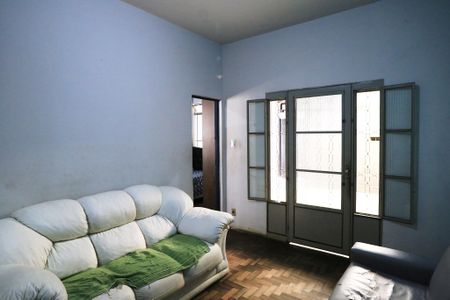 Sala de casa à venda com 2 quartos, 167m² em São Paulo, Belo Horizonte