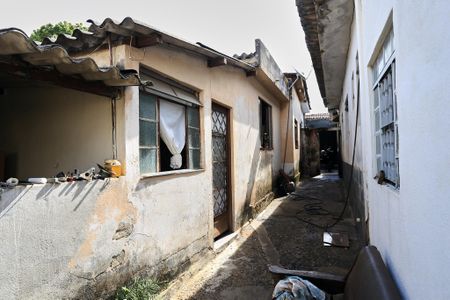 Casa à venda com 167m², 2 quartos e 2 vagasÁrea externa