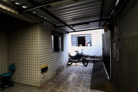 Casa à venda com 167m², 2 quartos e 2 vagasGaragem