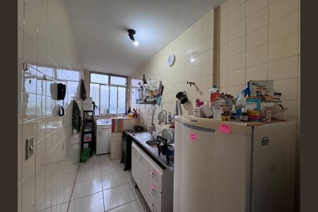 Apartamento à venda com 52m², 2 quartos e 1 vaga Apartamento à venda com 52m², 2 quartos e 1 vagaCozinha e Área de Serviço