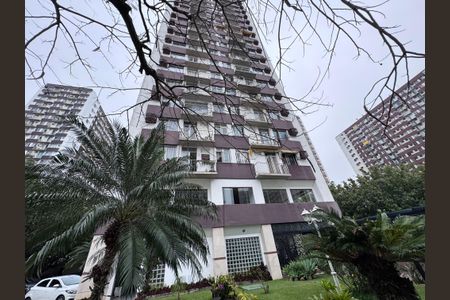 Apartamento à venda com 52m², 2 quartos e 1 vaga Apartamento à venda com 52m², 2 quartos e 1 vagaFachada