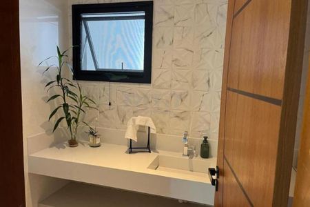 Casa à venda com 3 quartos, 305m² em Swiss Park, Campinas