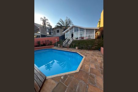 Casa à venda com 146m², 3 quartos e 2 vagas