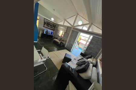 Casa à venda com 146m², 3 quartos e 2 vagas