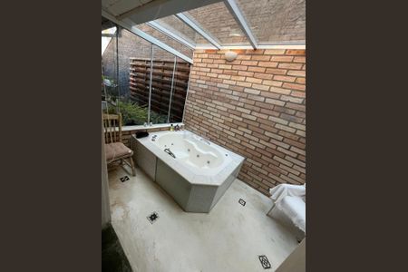 Casa à venda com 146m², 3 quartos e 2 vagas