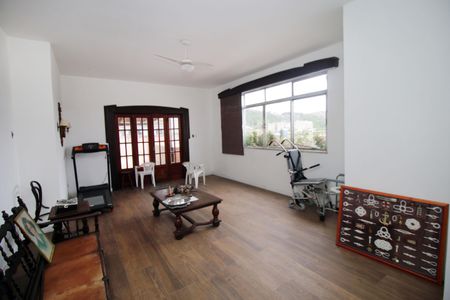 Apartamento para alugar com 130m², 2 quartos e 1 vagaSala