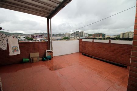 Apartamento para alugar com 130m², 2 quartos e 1 vagaÁrea de Serviço