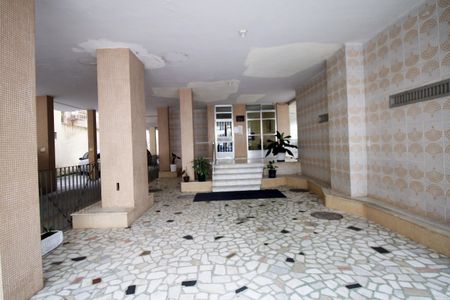 Apartamento para alugar com 130m², 2 quartos e 1 vagaFachada e portaria