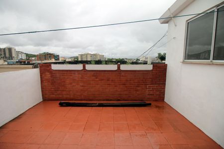 Apartamento para alugar com 130m², 2 quartos e 1 vagaÁrea de Serviço