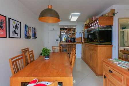 Apartamento à venda com 60m², 2 quartos e 1 vagaSala 