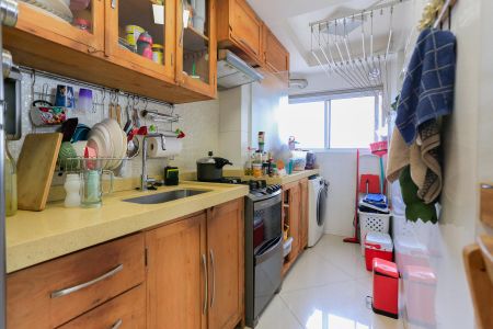 Apartamento à venda com 60m², 2 quartos e 1 vagaCozinha e Área de Serviço