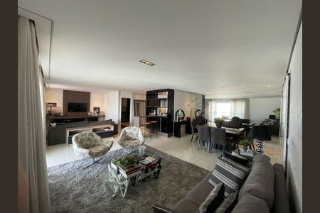 Apartamento à venda com 3 quartos, 202m² em Alphaville Empresarial, Santana de Parnaíba