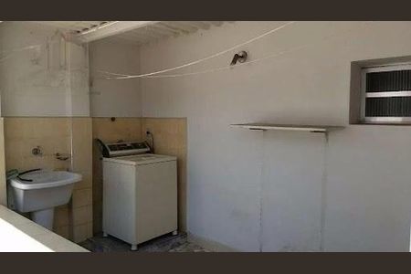 Casa à venda com 2 quartos, 140m² em Vila Guarani (Zona Sul), São Paulo