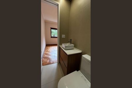 Banheiro de casa de condomínio à venda com 2 quartos, 110m² em Vila Clementino, São Paulo