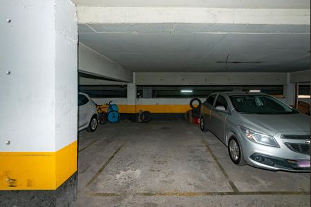 Apartamento à venda com 94m², 3 quartos e 1 vaga Apartamento à venda com 94m², 3 quartos e 1 vagaGaragem