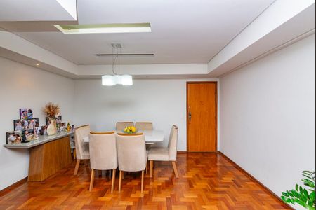 Sala de apartamento à venda com 3 quartos, 94m² em Barreiro, Belo Horizonte
