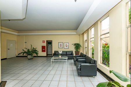 Apartamento à venda com 94m², 3 quartos e 1 vaga Apartamento à venda com 94m², 3 quartos e 1 vagaHall de entrada