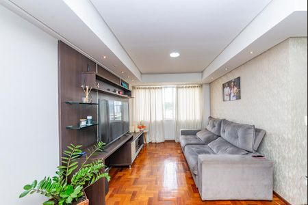 Apartamento à venda com 94m², 3 quartos e 1 vaga Apartamento à venda com 94m², 3 quartos e 1 vagaSala