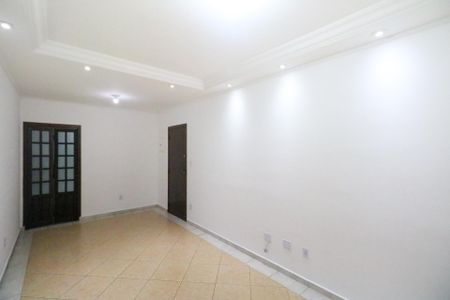Sala de apartamento para alugar com 3 quartos, 78m² em Santa Maria, São Caetano do Sul