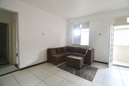 Sala de apartamento para alugar com 2 quartos, 80m² em Santo Antônio Além do Carmo, Salvador