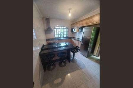 Casa à venda com 2 quartos, 210m² em Vila Alvinopolis, São Bernardo do Campo