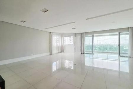 Apartamento à venda com 240m², 4 quartos e 4 vagas
