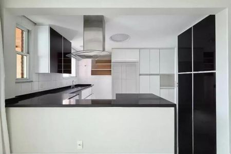 Apartamento à venda com 240m², 4 quartos e 4 vagas