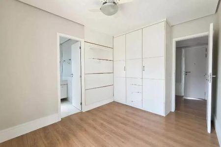 Apartamento à venda com 240m², 4 quartos e 4 vagas